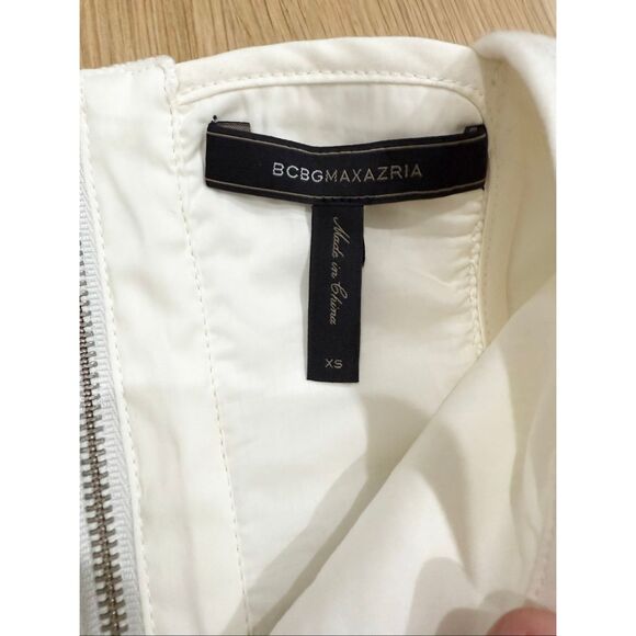 BCBG Nyella Crop Top in Off White XS - Picture 4 of 5